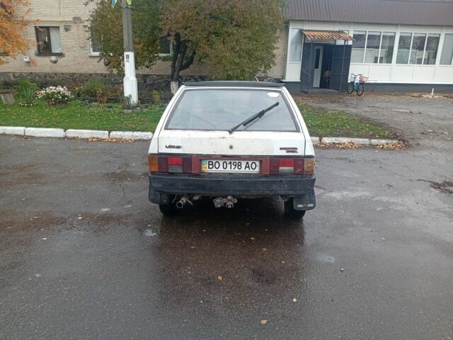 ВАЗ 2109 1994 в Борисполе на Automoto.ua Белый ВАЗ 2109, объемом двигателя 1.5 л и пробегом 300 тыс. км за 404 $, фото 3 на Automoto.ua