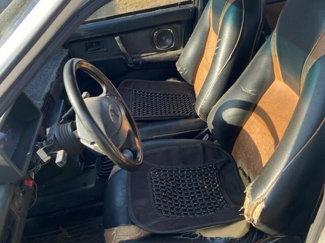 Белый ВАЗ 2109, объемом двигателя 1.5 л и пробегом 2 тыс. км за 600 $, фото 5 на Automoto.ua