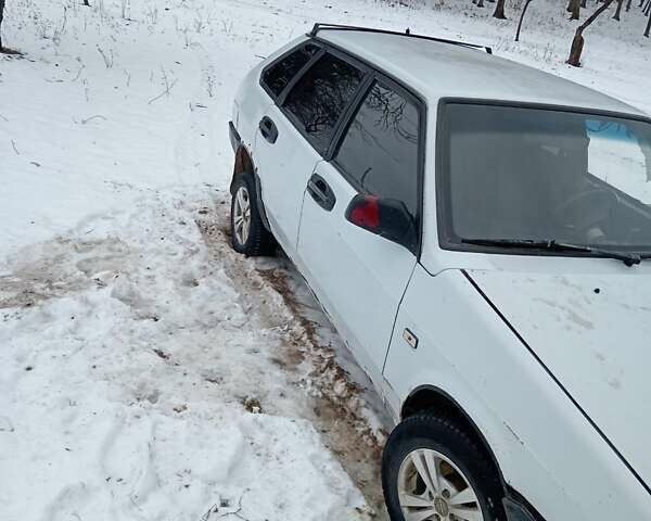 Белый ВАЗ 2109, объемом двигателя 1.5 л и пробегом 350 тыс. км за 1250 $, фото 8 на Automoto.ua