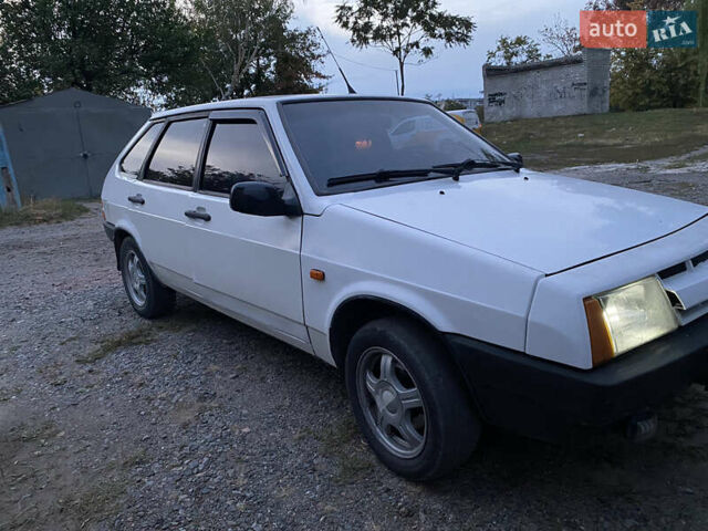 Белый ВАЗ 2109, объемом двигателя 1.5 л и пробегом 30 тыс. км за 1195 $, фото 4 на Automoto.ua