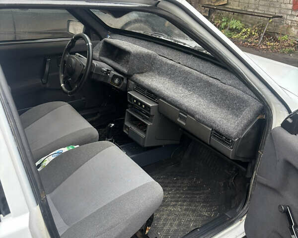 Белый ВАЗ 2109, объемом двигателя 1.3 л и пробегом 100 тыс. км за 1300 $, фото 7 на Automoto.ua