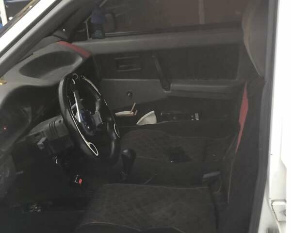 Белый ВАЗ 2109, объемом двигателя 0 л и пробегом 200 тыс. км за 1000 $, фото 4 на Automoto.ua