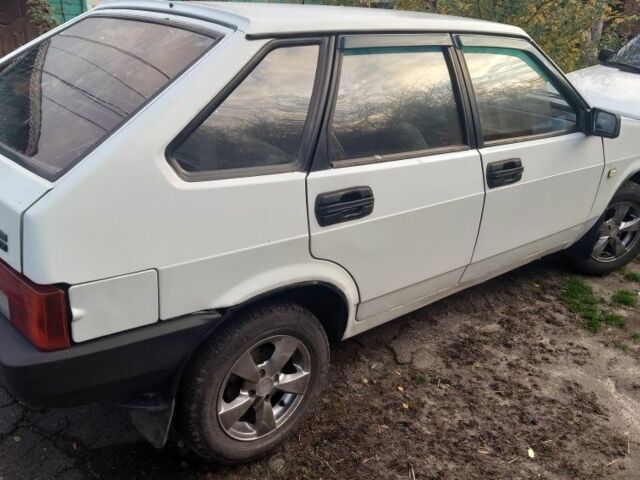 Белый ВАЗ 2109, объемом двигателя 1.3 л и пробегом 88 тыс. км за 596 $, фото 3 на Automoto.ua