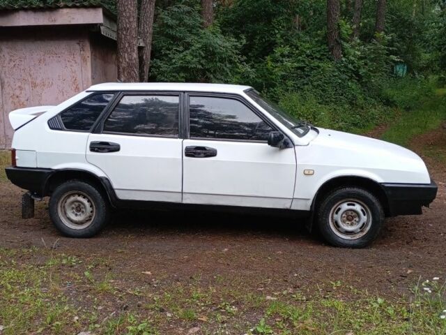 Білий ВАЗ 2109, об'ємом двигуна 1 л та пробігом 150 тис. км за 750 $, фото 5 на Automoto.ua