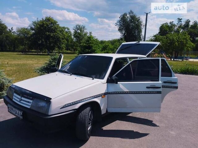 Білий ВАЗ 2109, об'ємом двигуна 0 л та пробігом 150 тис. км за 922 $, фото 2 на Automoto.ua