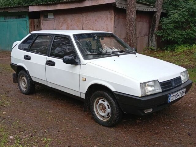 Білий ВАЗ 2109, об'ємом двигуна 1 л та пробігом 150 тис. км за 750 $, фото 4 на Automoto.ua