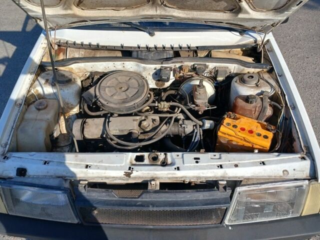 Белый ВАЗ 2109, объемом двигателя 1.3 л и пробегом 1 тыс. км за 600 $, фото 2 на Automoto.ua