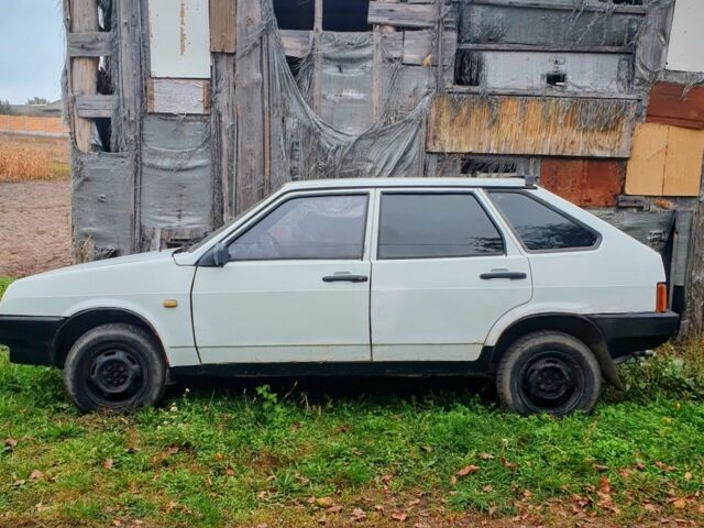 ВАЗ 2109 1995 в Чернигове на Automoto.ua Белый ВАЗ 2109, объемом двигателя 1.5 л и пробегом 666 тыс. км за 650 $, фото 1 на Automoto.ua