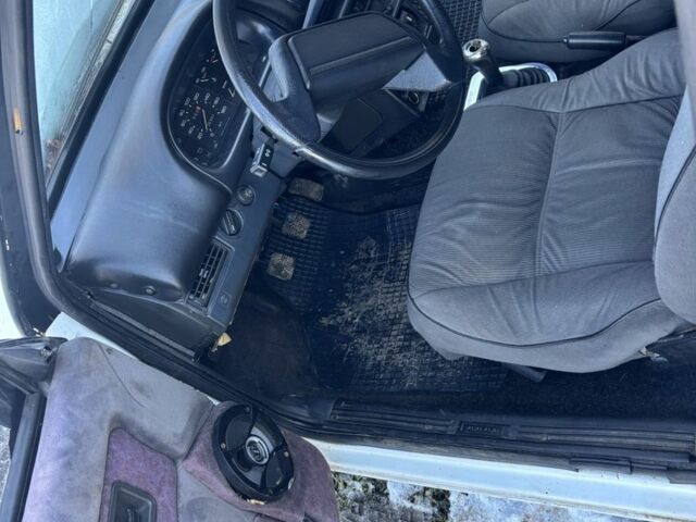 Белый ВАЗ 2109, объемом двигателя 1.5 л и пробегом 345 тыс. км за 417 $, фото 6 на Automoto.ua