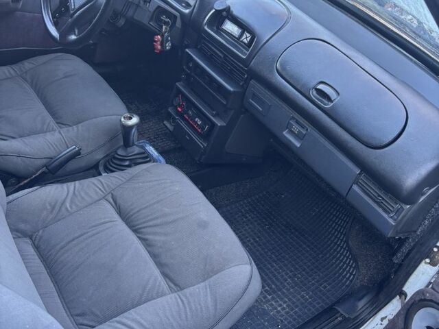 Белый ВАЗ 2109, объемом двигателя 1.5 л и пробегом 345 тыс. км за 417 $, фото 5 на Automoto.ua