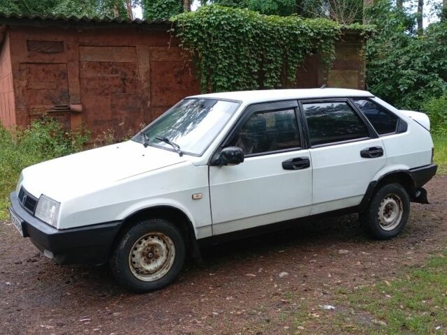 Білий ВАЗ 2109, об'ємом двигуна 1 л та пробігом 150 тис. км за 750 $, фото 12 на Automoto.ua
