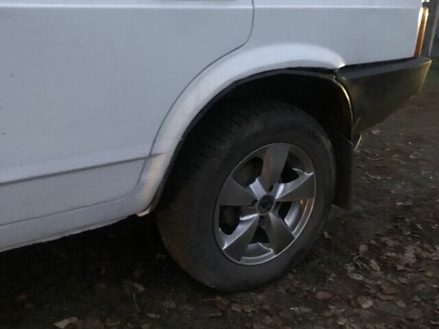 Білий ВАЗ 2109, об'ємом двигуна 1.3 л та пробігом 142 тис. км за 1000 $, фото 3 на Automoto.ua