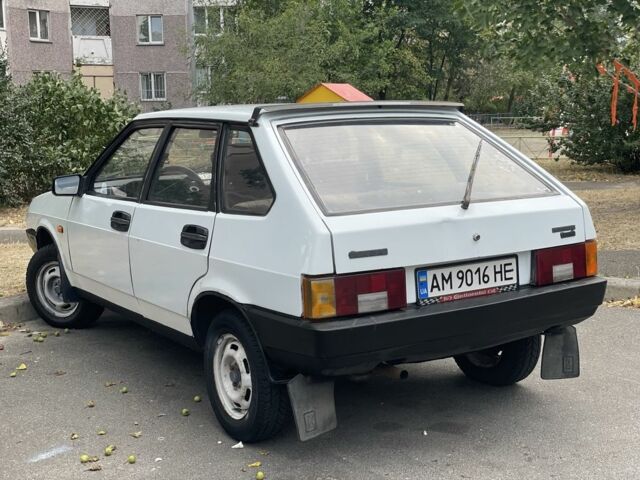 Білий ВАЗ 2109, об'ємом двигуна 1.5 л та пробігом 120 тис. км за 1052 $, фото 1 на Automoto.ua