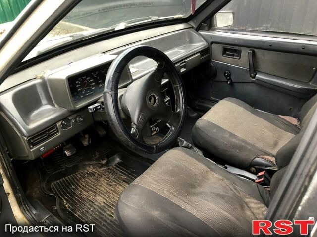 Белый ВАЗ 2109, объемом двигателя 1.5 л и пробегом 20 тыс. км за 650 $, фото 3 на Automoto.ua