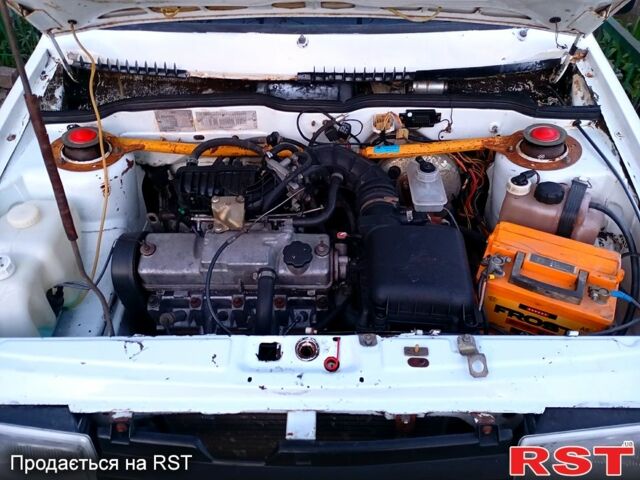Білий ВАЗ 2109, об'ємом двигуна 1.6 л та пробігом 215 тис. км за 1400 $, фото 6 на Automoto.ua