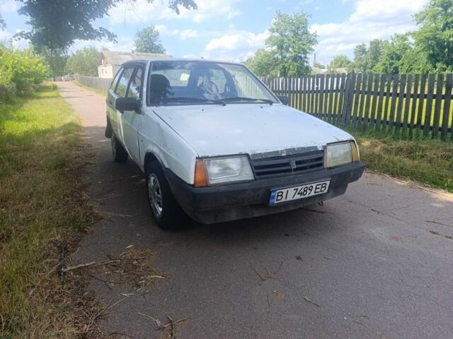 Белый ВАЗ 2109, объемом двигателя 1.3 л и пробегом 200 тыс. км за 536 $, фото 6 на Automoto.ua