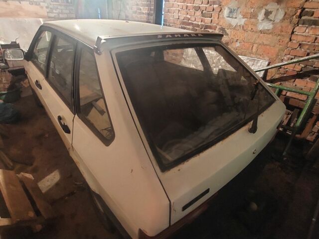 Белый ВАЗ 2109, объемом двигателя 1.5 л и пробегом 446 тыс. км за 359 $, фото 2 на Automoto.ua