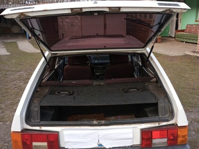 Белый ВАЗ 2109, объемом двигателя 1.5 л и пробегом 100 тыс. км за 1000 $, фото 6 на Automoto.ua