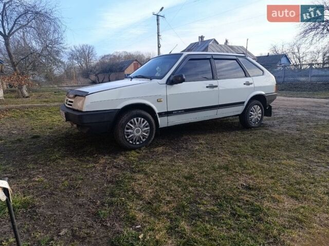 Белый ВАЗ 2109, объемом двигателя 1.29 л и пробегом 223 тыс. км за 1750 $, фото 4 на Automoto.ua