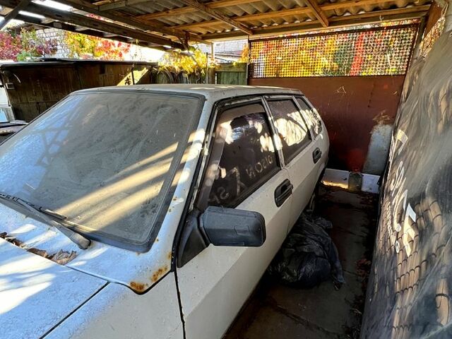 Белый ВАЗ 2109, объемом двигателя 1.5 л и пробегом 300 тыс. км за 950 $, фото 5 на Automoto.ua
