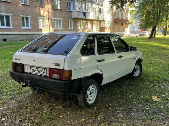 Білий ВАЗ 2109, об'ємом двигуна 1.3 л та пробігом 158 тис. км за 850 $, фото 6 на Automoto.ua
