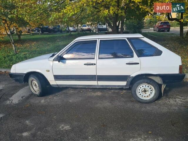 Белый ВАЗ 2109, объемом двигателя 1.3 л и пробегом 213 тыс. км за 499 $, фото 6 на Automoto.ua