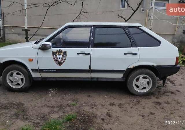 Белый ВАЗ 2109, объемом двигателя 0 л и пробегом 385 тыс. км за 1000 $, фото 6 на Automoto.ua