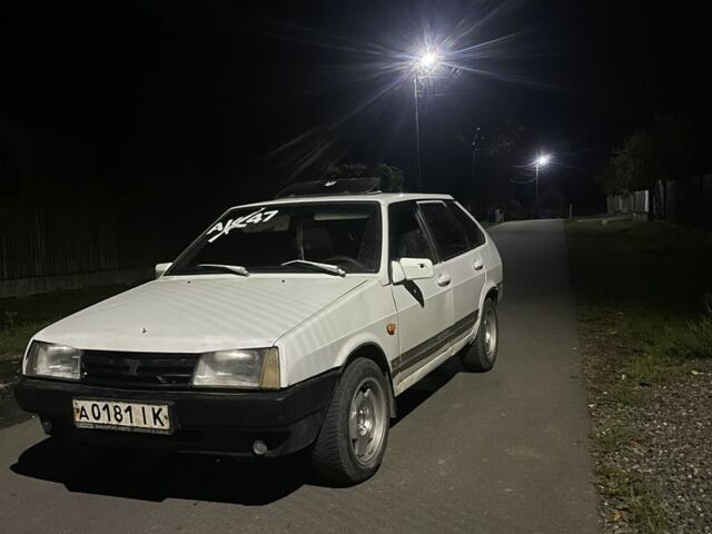 Белый ВАЗ 2109, объемом двигателя 0 л и пробегом 250 тыс. км за 800 $, фото 4 на Automoto.ua