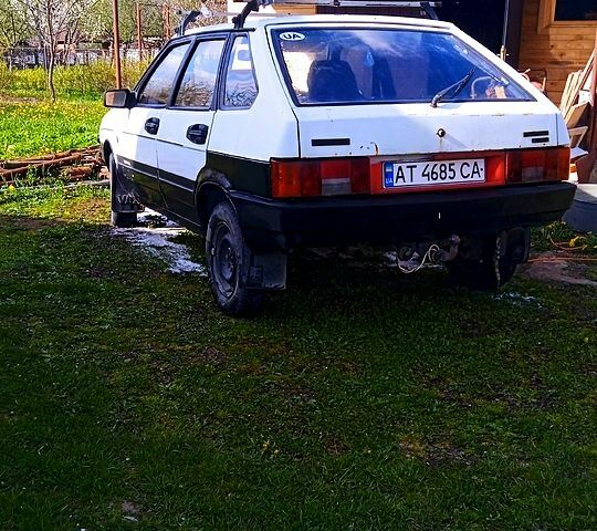 Білий ВАЗ 2109, об'ємом двигуна 1.5 л та пробігом 300 тис. км за 500 $, фото 2 на Automoto.ua