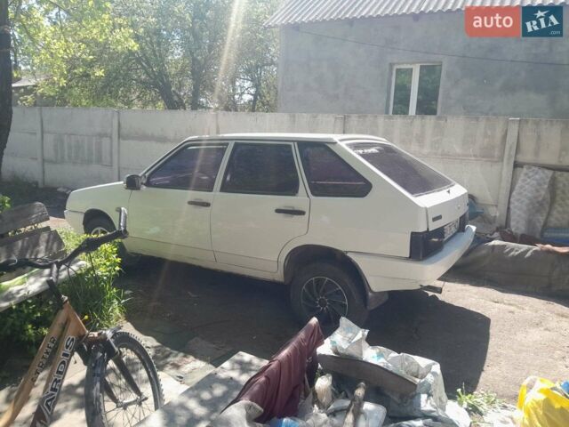 Белый ВАЗ 2109, объемом двигателя 1.5 л и пробегом 200 тыс. км за 750 $, фото 5 на Automoto.ua