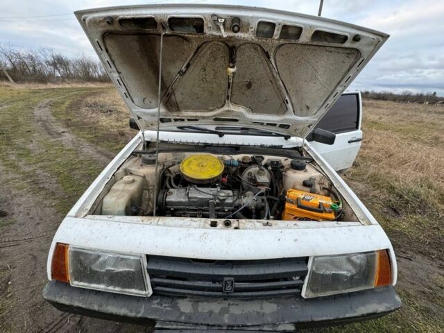 Білий ВАЗ 2109, об'ємом двигуна 1.5 л та пробігом 270 тис. км за 418 $, фото 7 на Automoto.ua