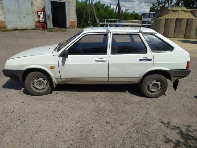 Білий ВАЗ 2109, об'ємом двигуна 1.5 л та пробігом 100 тис. км за 600 $, фото 2 на Automoto.ua