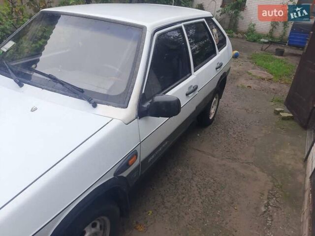 Белый ВАЗ 2109, объемом двигателя 1.5 л и пробегом 309 тыс. км за 1200 $, фото 6 на Automoto.ua
