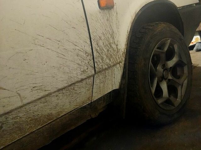 Білий ВАЗ 2109, об'ємом двигуна 1.5 л та пробігом 230 тис. км за 850 $, фото 4 на Automoto.ua