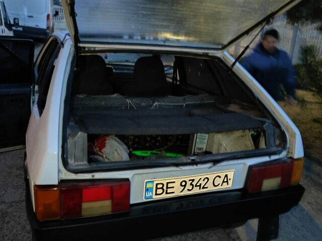 Белый ВАЗ 2109, объемом двигателя 1.5 л и пробегом 341 тыс. км за 500 $, фото 3 на Automoto.ua