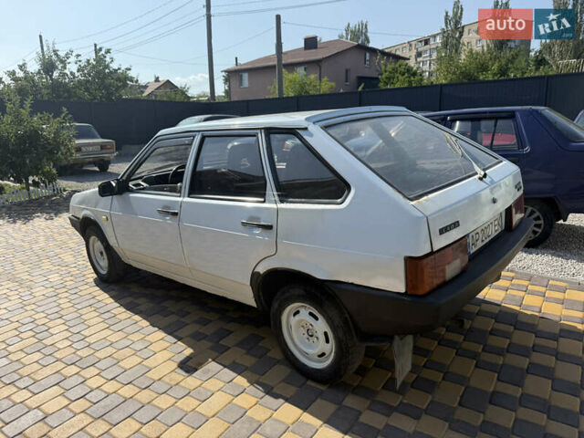 Белый ВАЗ 2109, объемом двигателя 1.5 л и пробегом 200 тыс. км за 700 $, фото 6 на Automoto.ua