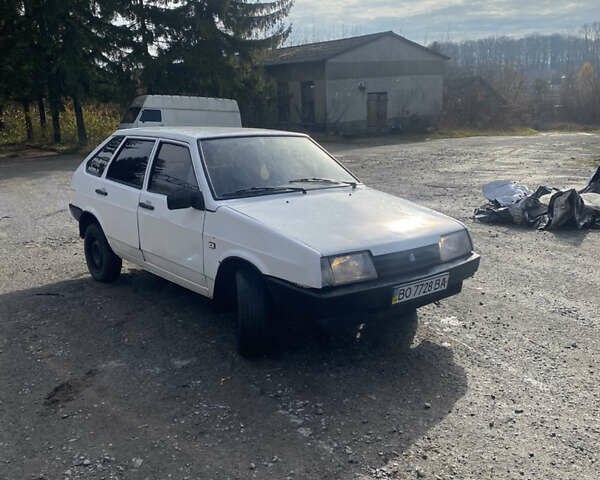 Білий ВАЗ 2109, об'ємом двигуна 1.5 л та пробігом 300 тис. км за 550 $, фото 2 на Automoto.ua