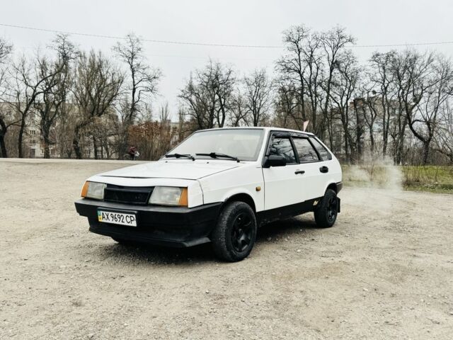 Білий ВАЗ 2109, об'ємом двигуна 1.5 л та пробігом 200 тис. км за 800 $, фото 1 на Automoto.ua