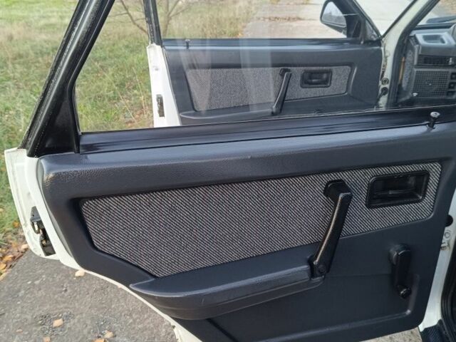 Белый ВАЗ 2109, объемом двигателя 1.3 л и пробегом 128 тыс. км за 1950 $, фото 19 на Automoto.ua