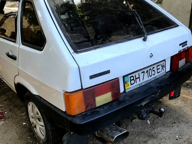 Белый ВАЗ 2109, объемом двигателя 1.5 л и пробегом 0 тыс. км за 800 $, фото 2 на Automoto.ua