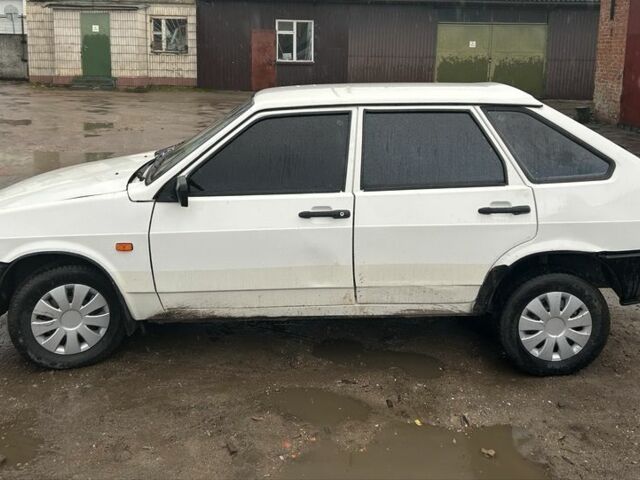 Белый ВАЗ 2109, объемом двигателя 0 л и пробегом 286 тыс. км за 1150 $, фото 2 на Automoto.ua