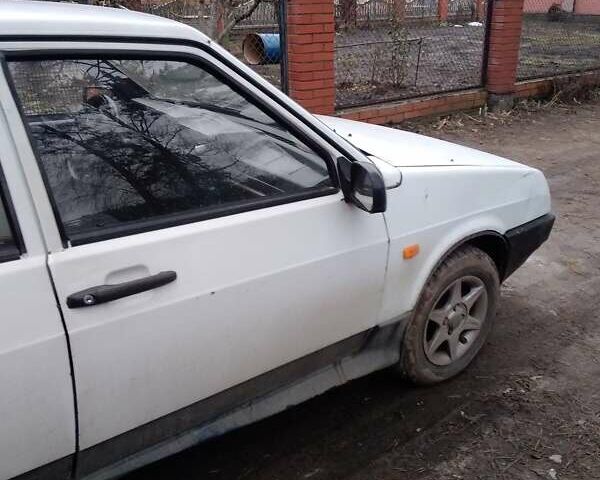 Білий ВАЗ 2109, об'ємом двигуна 1.5 л та пробігом 250 тис. км за 1300 $, фото 8 на Automoto.ua
