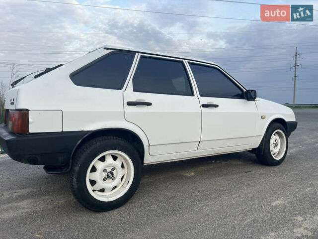 Белый ВАЗ 2109, объемом двигателя 1.5 л и пробегом 244 тыс. км за 1800 $, фото 8 на Automoto.ua
