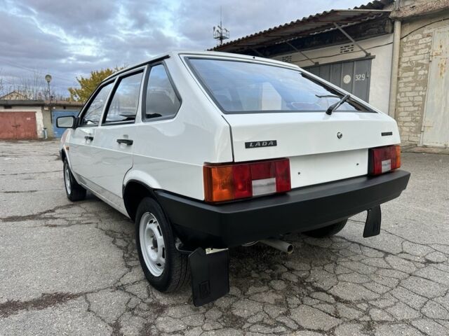 Белый ВАЗ 2109, объемом двигателя 0 л и пробегом 24 тыс. км за 2950 $, фото 2 на Automoto.ua