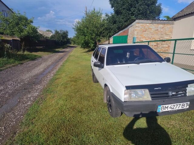 Белый ВАЗ 2109, объемом двигателя 1.5 л и пробегом 300 тыс. км за 1800 $, фото 6 на Automoto.ua