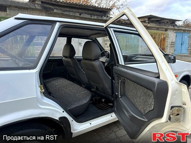 Белый ВАЗ 2109, объемом двигателя 1.5 л и пробегом 24 тыс. км за 2950 $, фото 10 на Automoto.ua