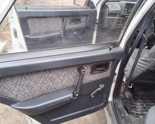 Білий ВАЗ 2109, об'ємом двигуна 1.5 л та пробігом 250 тис. км за 1300 $, фото 12 на Automoto.ua