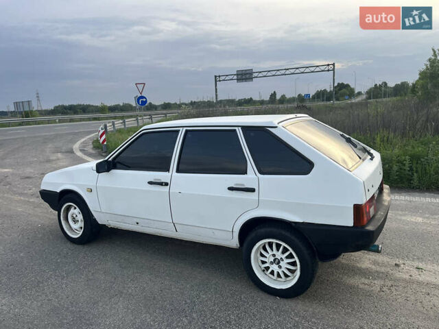 Белый ВАЗ 2109, объемом двигателя 1.5 л и пробегом 244 тыс. км за 1800 $, фото 4 на Automoto.ua