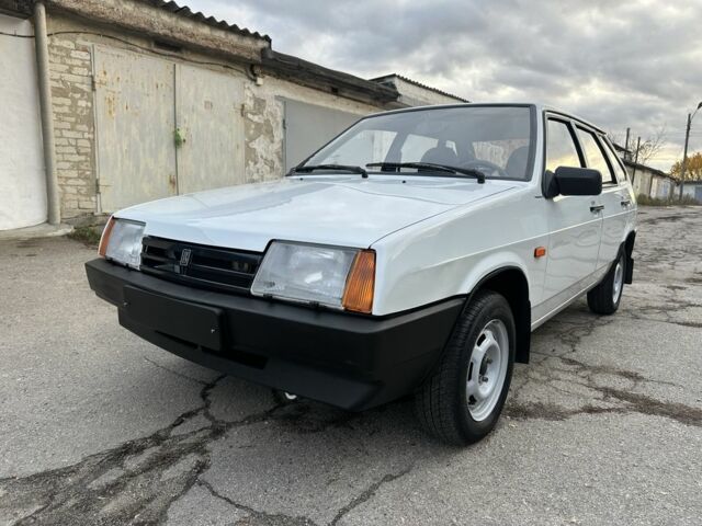 Белый ВАЗ 2109, объемом двигателя 0 л и пробегом 24 тыс. км за 2950 $, фото 4 на Automoto.ua