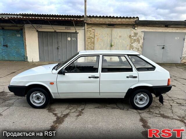 Белый ВАЗ 2109, объемом двигателя 1.5 л и пробегом 24 тыс. км за 2950 $, фото 3 на Automoto.ua